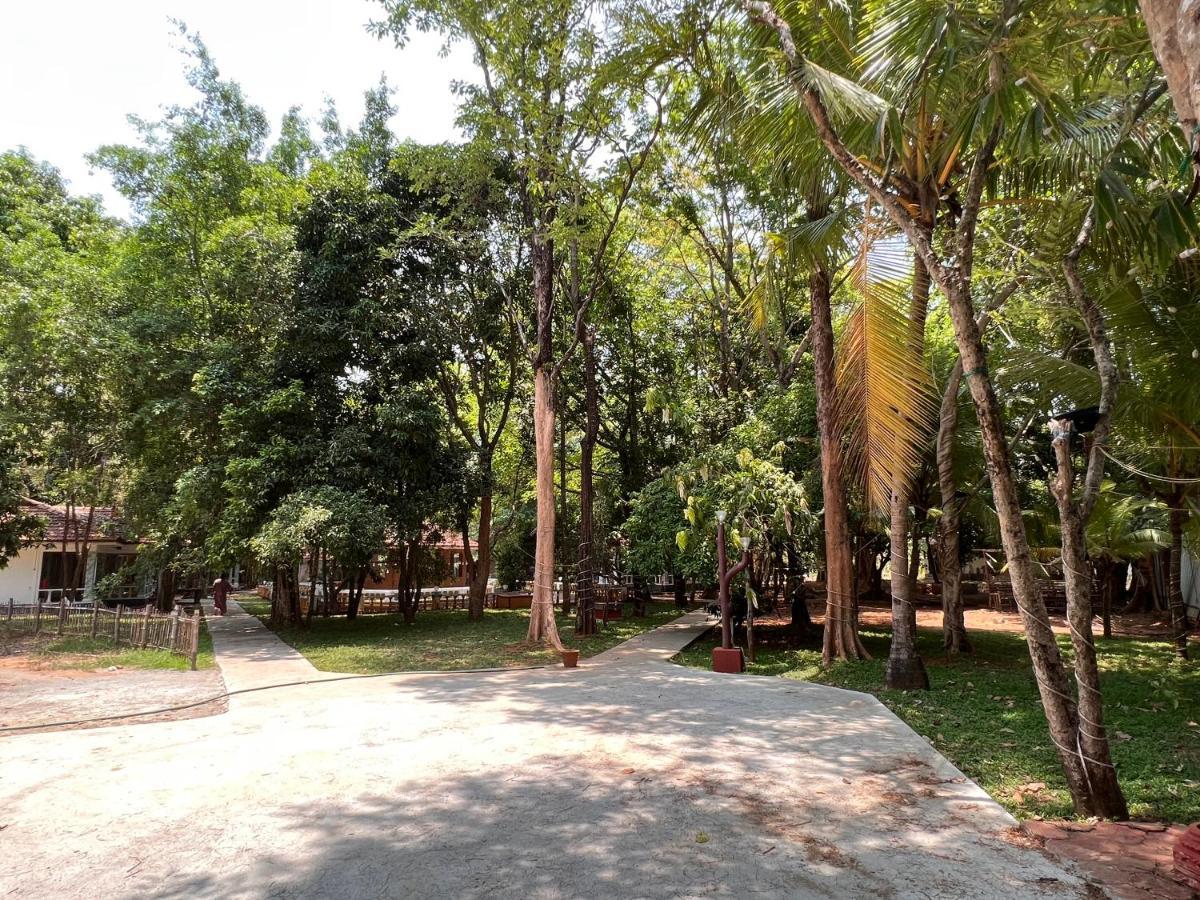 Surya Eco And Wedding Resort Thrissur Ngoại thất bức ảnh