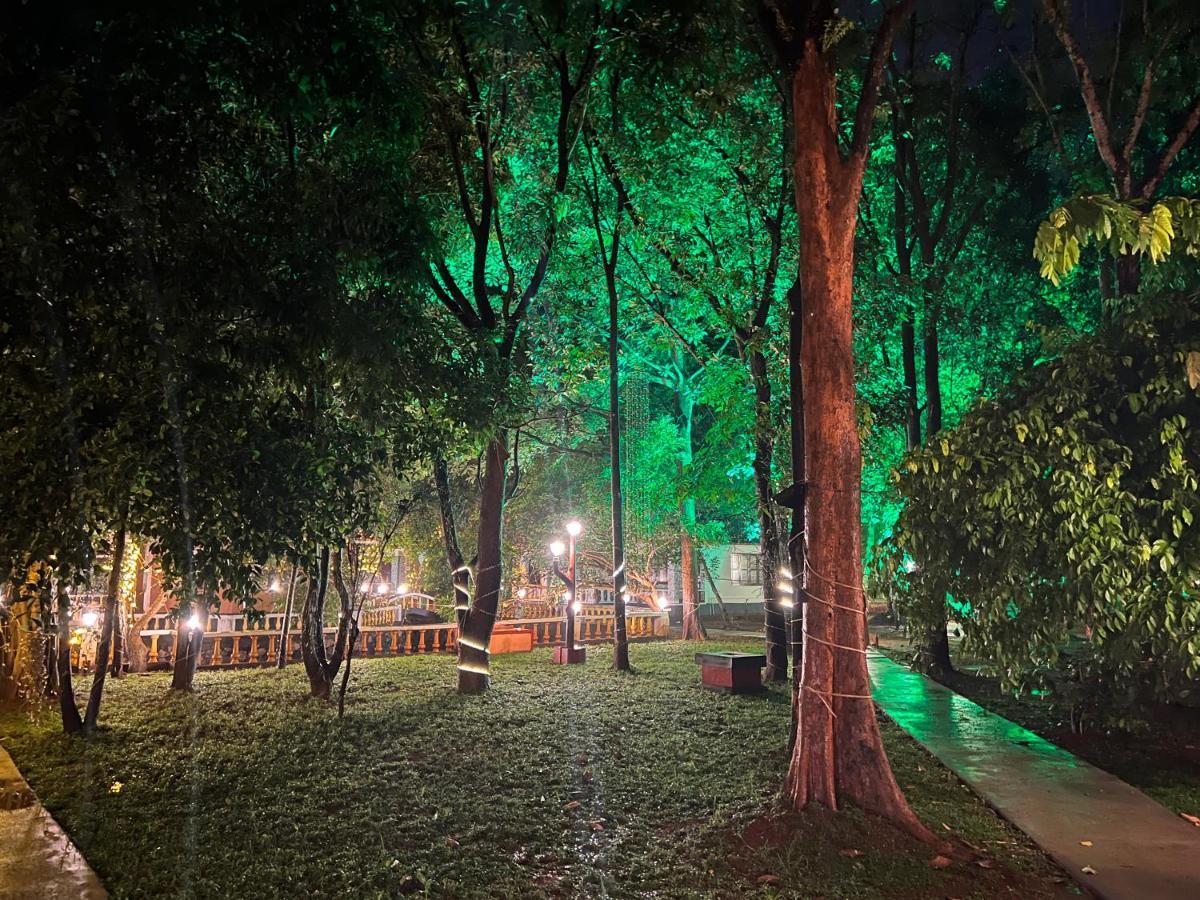 Surya Eco And Wedding Resort Thrissur Ngoại thất bức ảnh