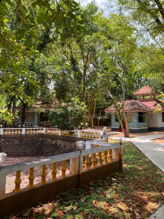 Surya Eco And Wedding Resort Thrissur Ngoại thất bức ảnh