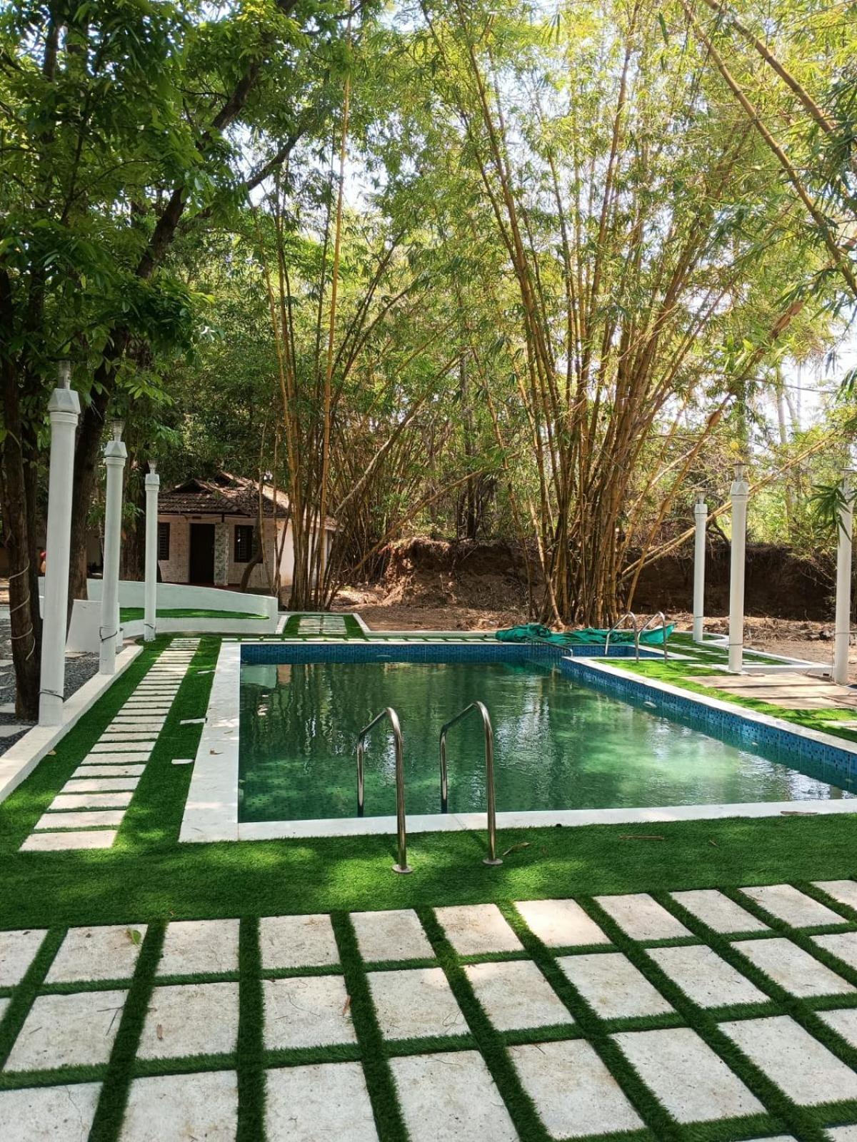 Surya Eco And Wedding Resort Thrissur Ngoại thất bức ảnh