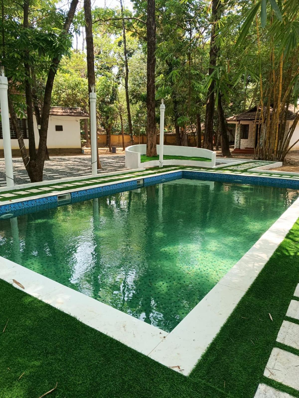 Surya Eco And Wedding Resort Thrissur Ngoại thất bức ảnh