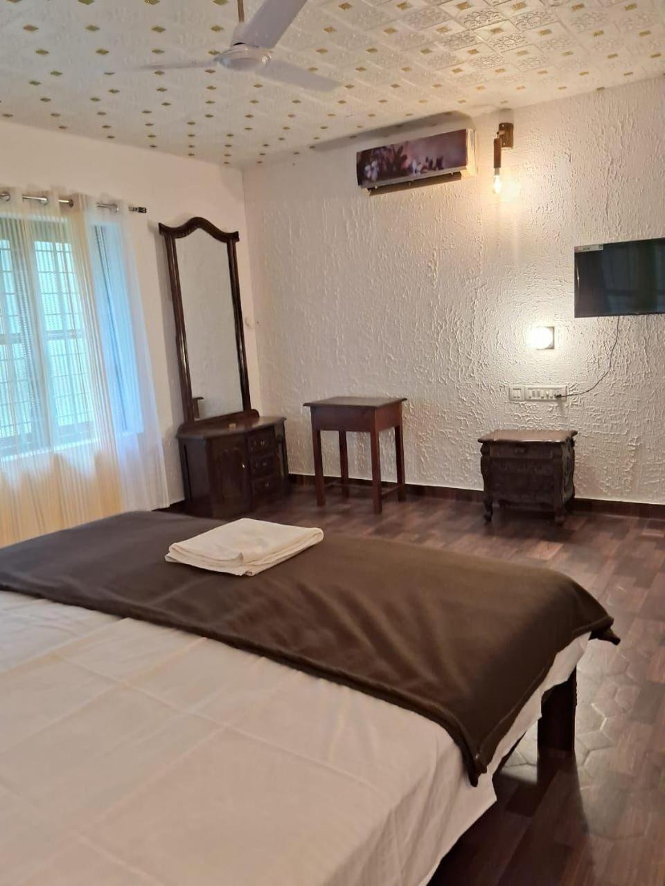 Surya Eco And Wedding Resort Thrissur Ngoại thất bức ảnh